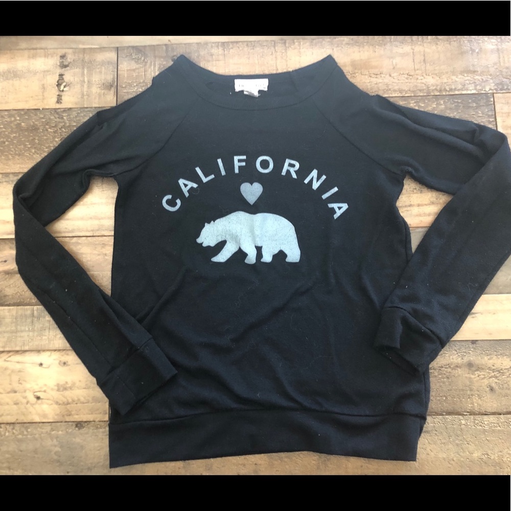 Full Tilt girls “California” Cold Shoulder‎ Top M